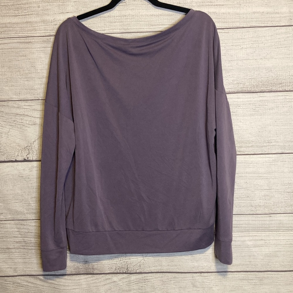 Fabletics Off the Shoulder Soft Stretchy Women’s Workout Top - Picture 3 of 9